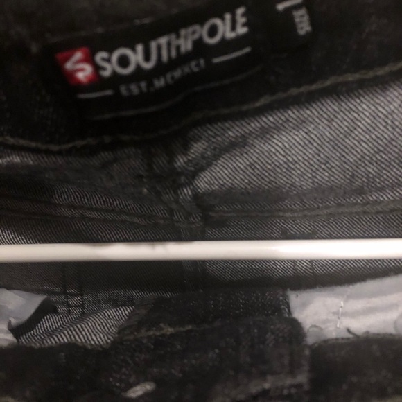 Jeans - Picture 3 of 4